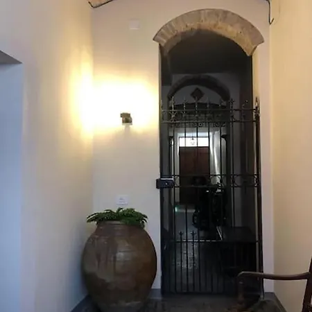 アパート Landing Monolocale Con Ingresso Indipendente パルマ