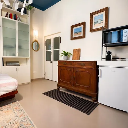 Landing Monolocale Con Ingresso Indipendente Daire *
