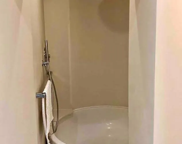 Landing Monolocale Con Ingresso Indipendente Appartement *